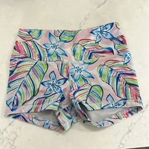 Fleo Shorts Size XS